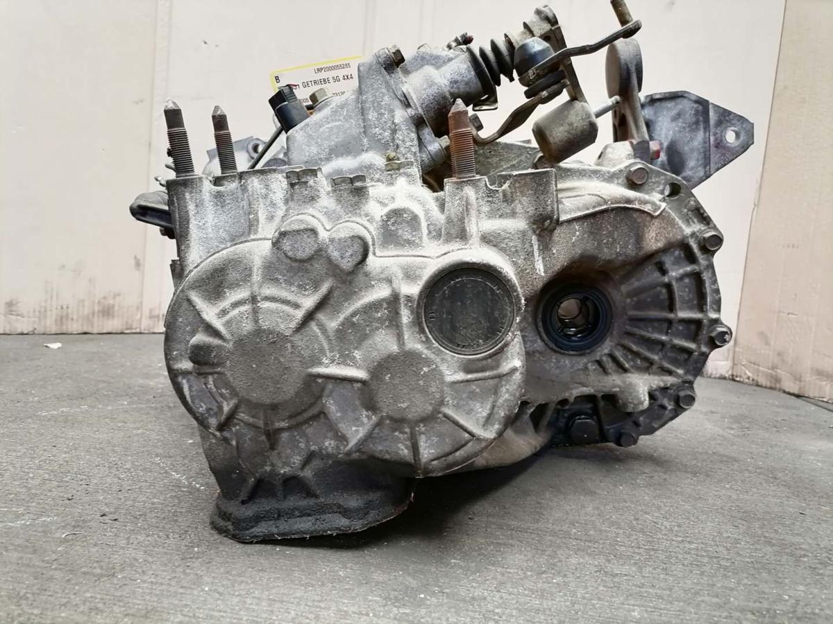 Mitsubishi Outlander 1 original 5 Gang Schaltgetriebe Allrad 2.0 100KW Bj.2005 Mitsubishi Outlander 1 original 5 Gang Schaltgetriebe Allrad 2.0 100KW Bj.2005